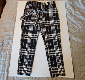 New York & Company Monochrome Patterned Black and White Pants with Tie Belt NWT